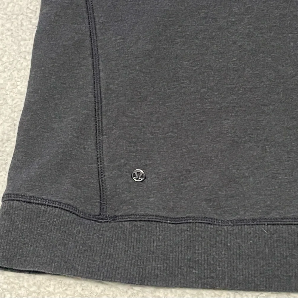 Lululemon scene top size 4 charcoal - Picture 8 of 9